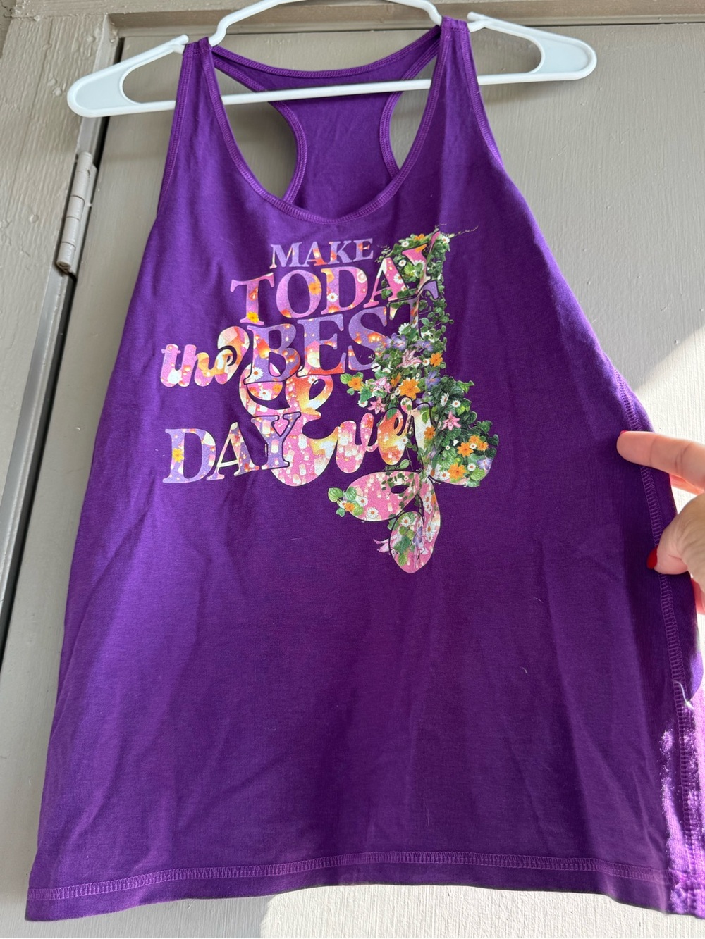 Raw Threads Make Today the Best Day Ever Tank L Like New